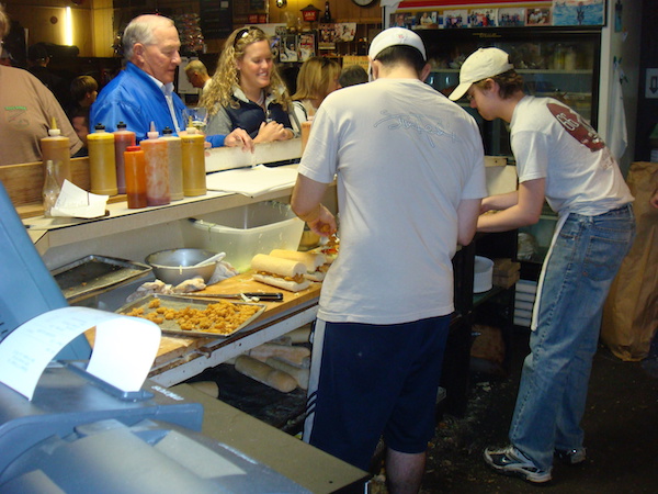 Dinner With Friends, Domilise's, Po' Boys, New Orleans, lunch