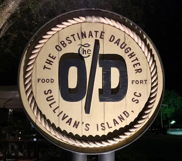 A round sign with a large O/D.