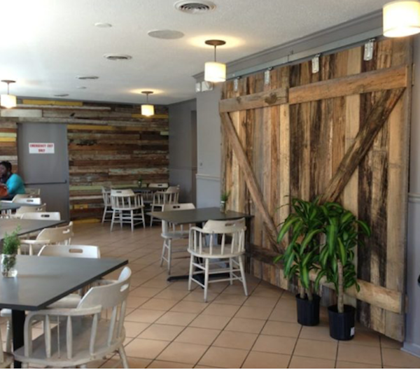 A country style restaurant dining room