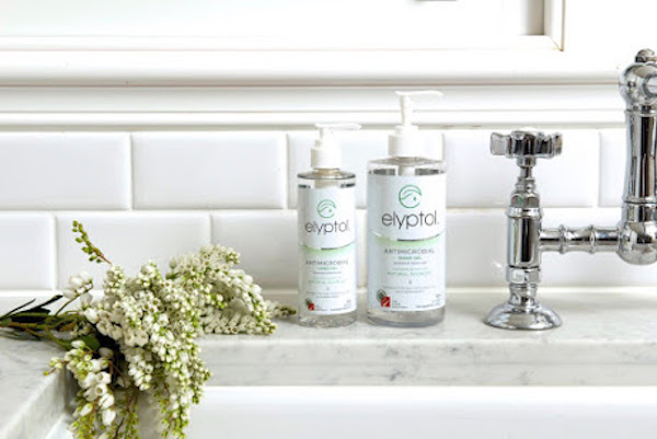 Environment Friendly Sanitizers That Heal Your Hands sanitizing gels