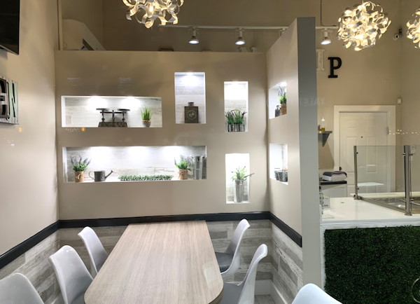 Friendship Café on Las Olas dining room