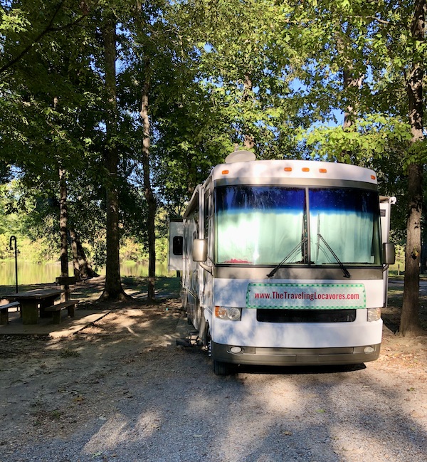 An RV parked in the woods in Jackson Mississippi