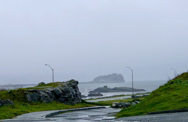 The ocean and lots of rocks near Jedediah Smith Redwoods Crescent City CA