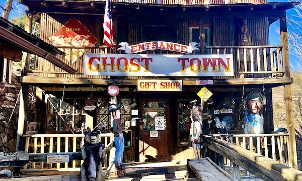 The front of an old building that is now the gift shop in the Friendly Ghost Town Haynes AZ