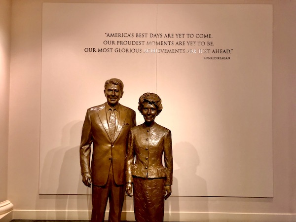 A life sized bronze sculpture of President and Mrs. Reagan at the Ronald Reagan Presidential Library