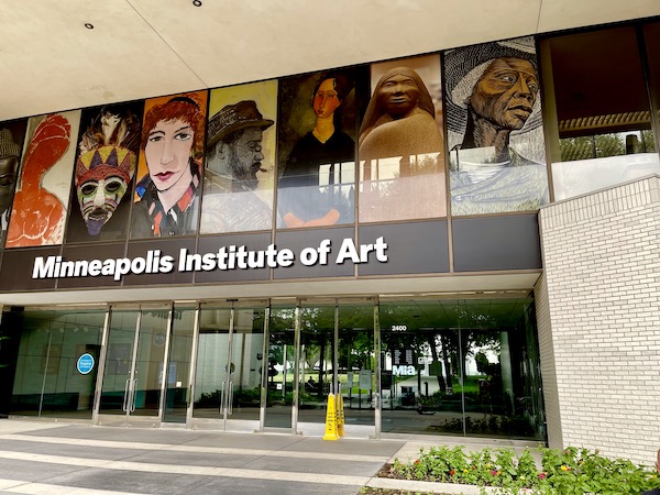 The entrance to the Minneapolis Institute of Art