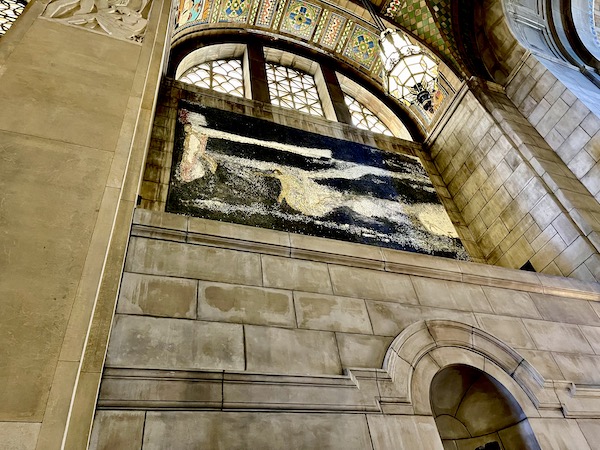 Black, white and gold mosaic representing the horror of the Blizzard of 1888 in the Nebraska State Capitol in Lincoln