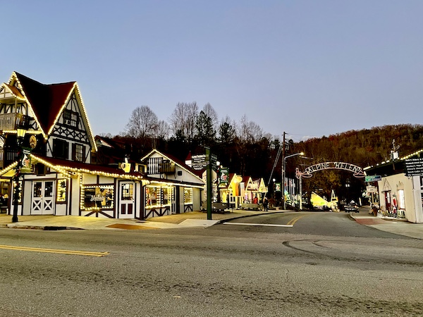 Holiday Season in Helen Georgia a look along Main Street