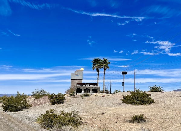 Welcome wall and palm trees in the desert welcome you to Beautiful Lake Havasu Arizona