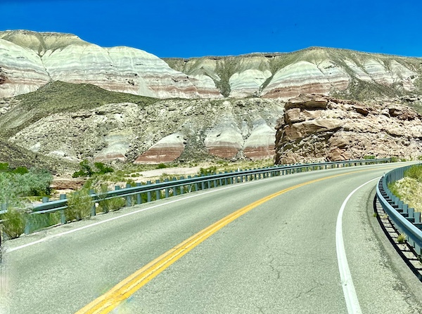 Capitol Reef National Park rock formations showing how the earth created folds.