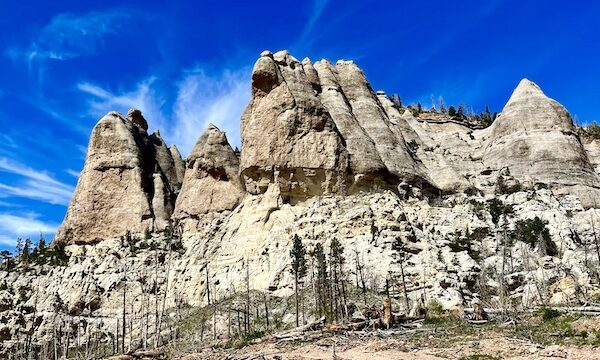Gray and white rock formation in Delightful Parowań Utah