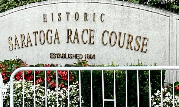 Entry wall welcoming you to Historic Saratoga Race Course
