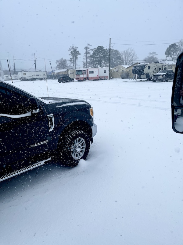 NOLA Should be Renamed SNOWLA! Our rv park is covered with snow during a blizzard in New Orleans
