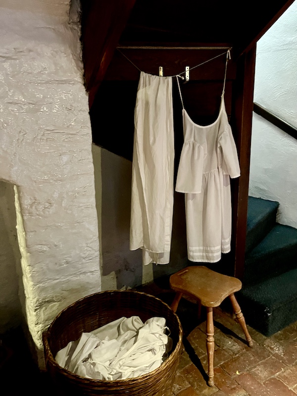 White items of laundered clothing hanging at Betsy Ross' house.