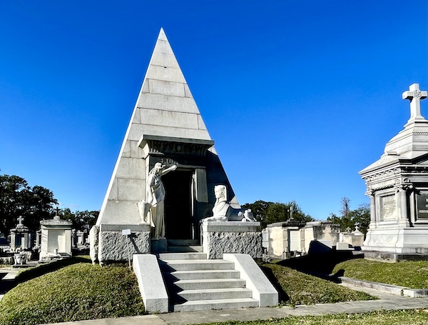 Pyramid shaped tomb with steps leading to it at Historic Metairie Cemetery Louisiana