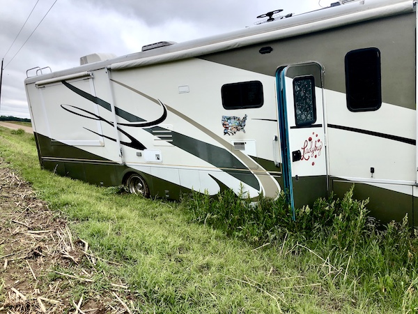 Closer look an our motorhome in the ditch. Now we're Finally Back on the Road!!!